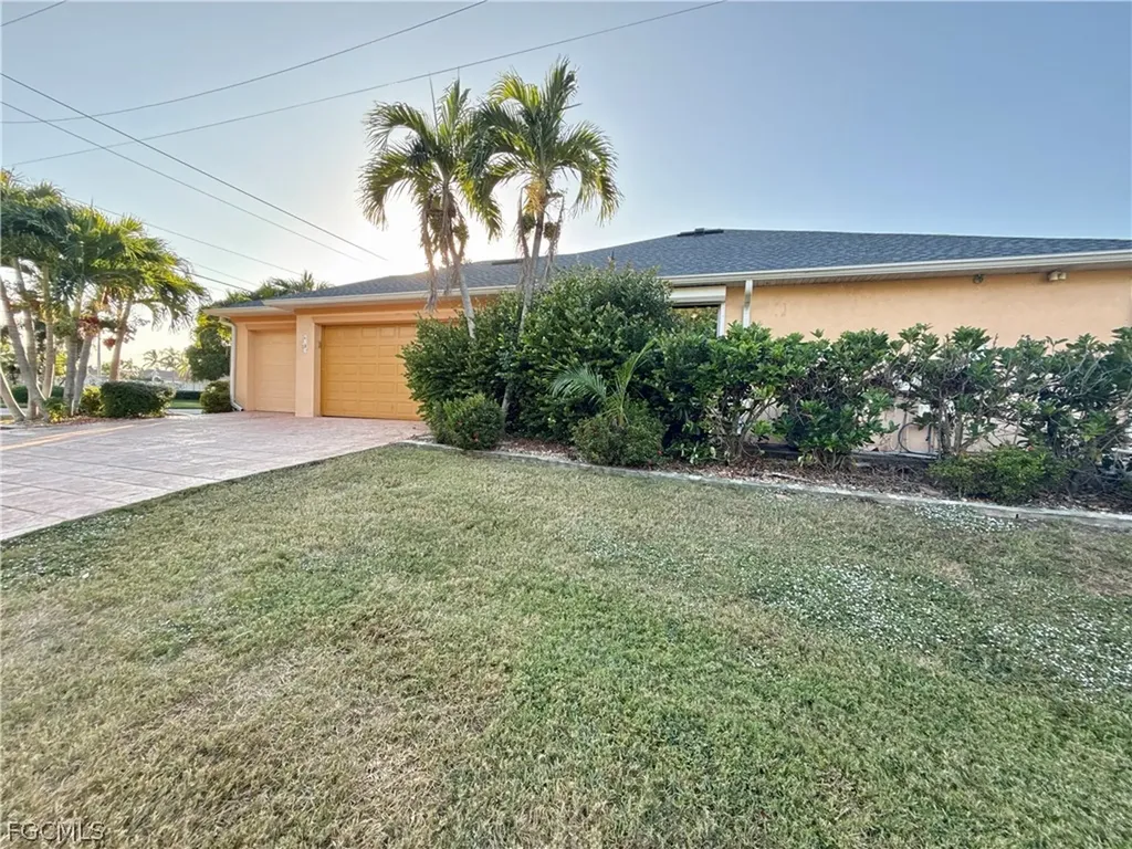 1901 El Dorado Parkway W Cape Coral FL 33914