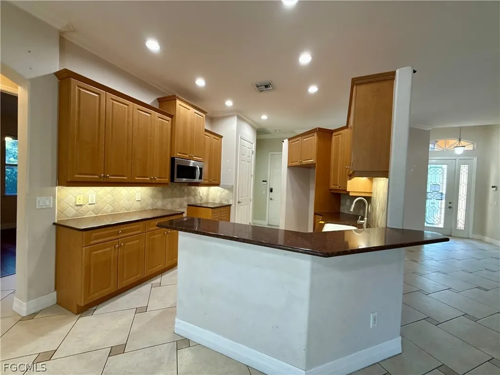 1901 El Dorado Parkway W Cape Coral FL 33914
