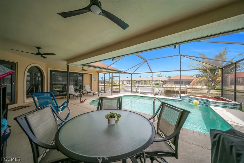 2909 SW 38th Terrace Cape Coral FL 33914
