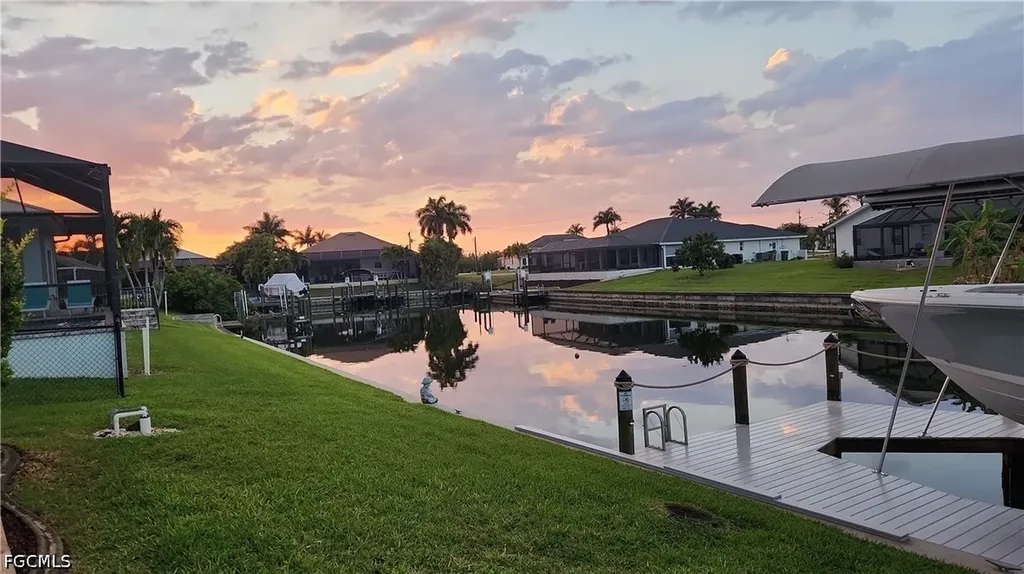 2909 SW 38th Terrace Cape Coral FL 33914