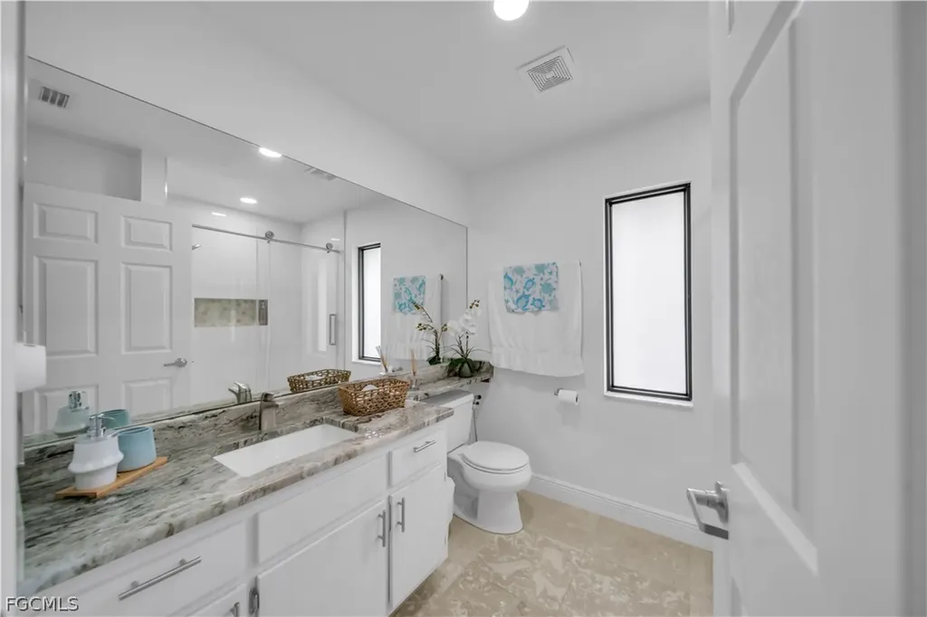 2909 SW 38th Terrace Cape Coral FL 33914