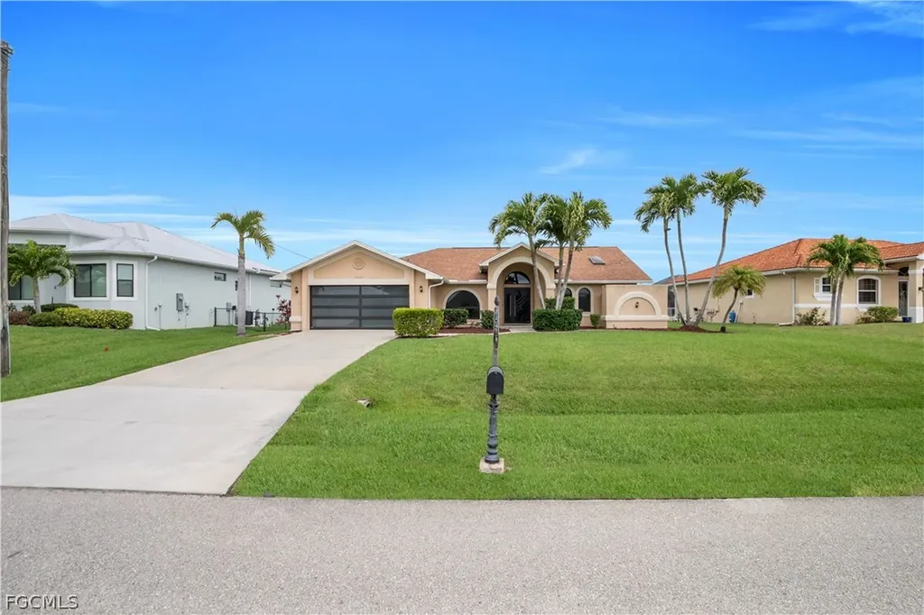 2909 SW 38th Terrace Cape Coral FL 33914
