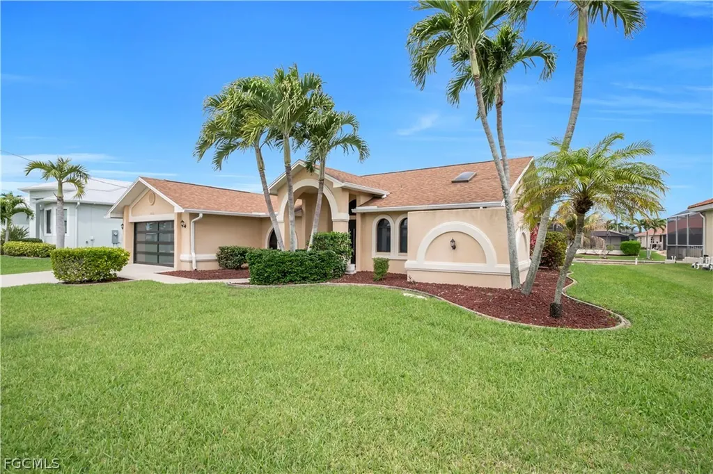 2909 SW 38th Terrace Cape Coral FL 33914