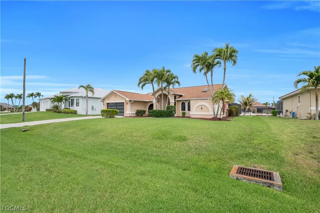 2909 SW 38th Terrace Cape Coral FL 33914