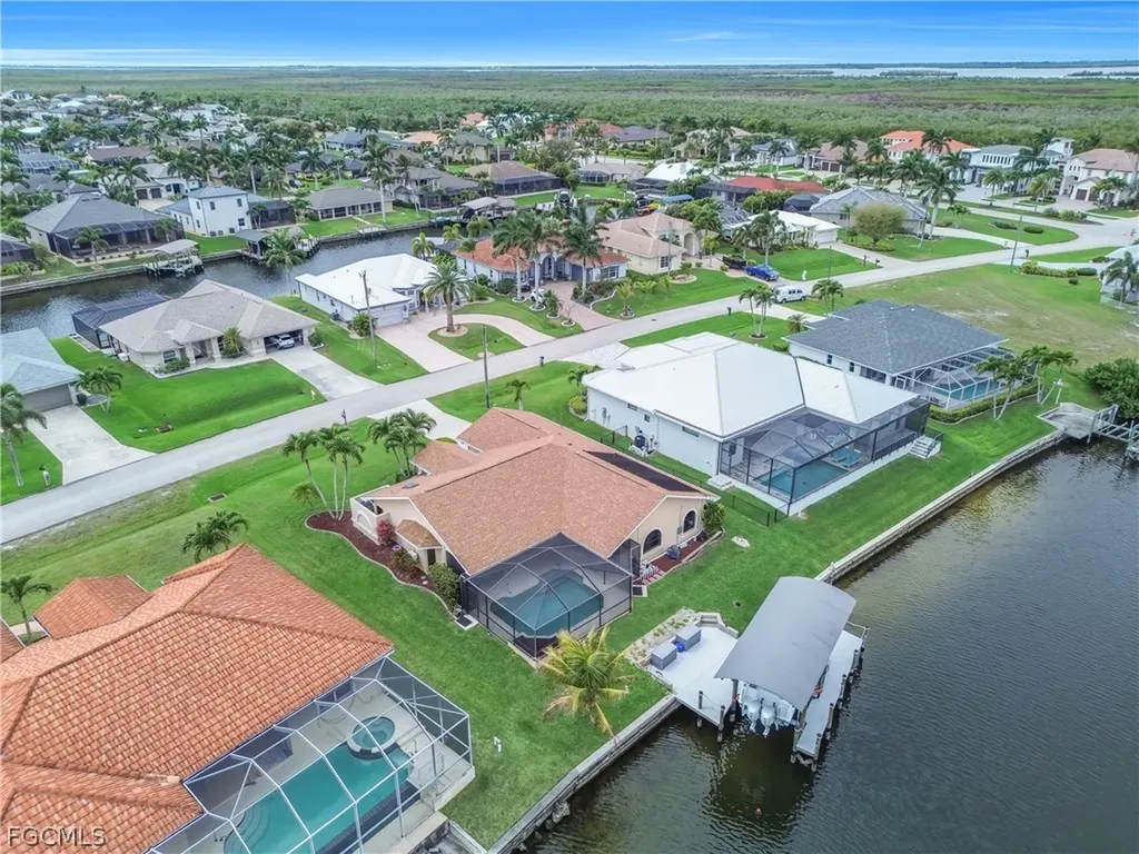2909 SW 38th Terrace Cape Coral FL 33914