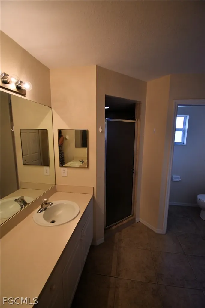 1724 SW 15th Terrace Cape Coral FL 33991