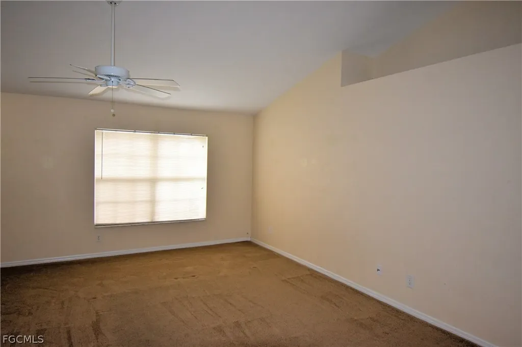 1724 SW 15th Terrace Cape Coral FL 33991