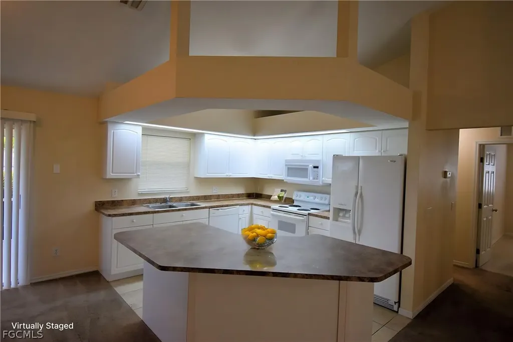 1724 SW 15th Terrace Cape Coral FL 33991