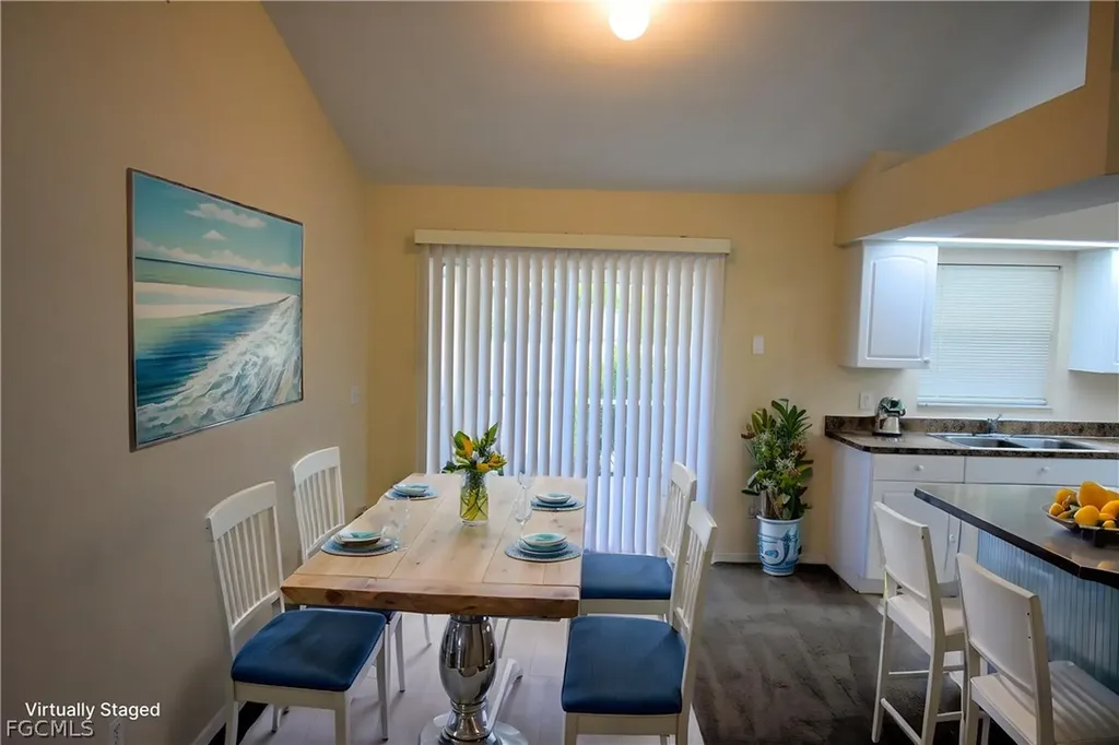 1724 SW 15th Terrace Cape Coral FL 33991