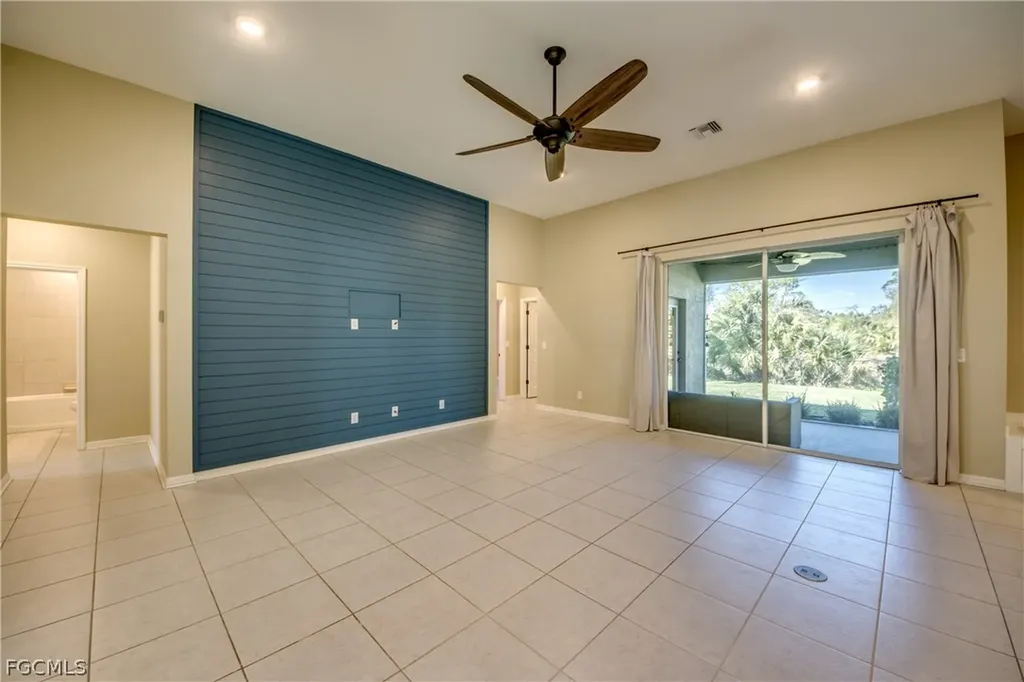 4150 NW 40th Avenue Cape Coral FL 33993