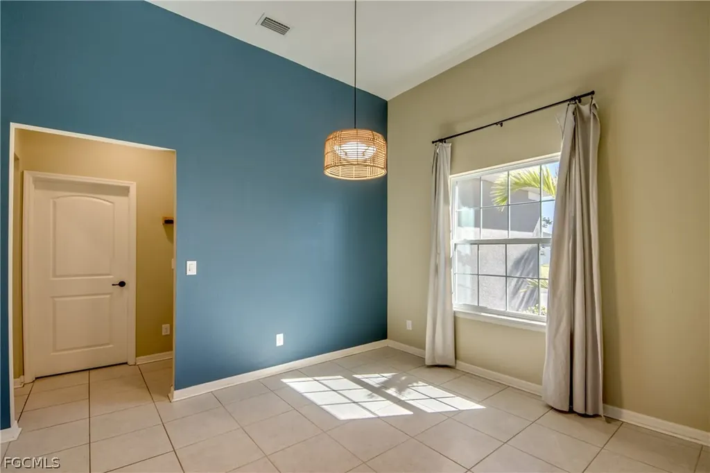 4150 NW 40th Avenue Cape Coral FL 33993