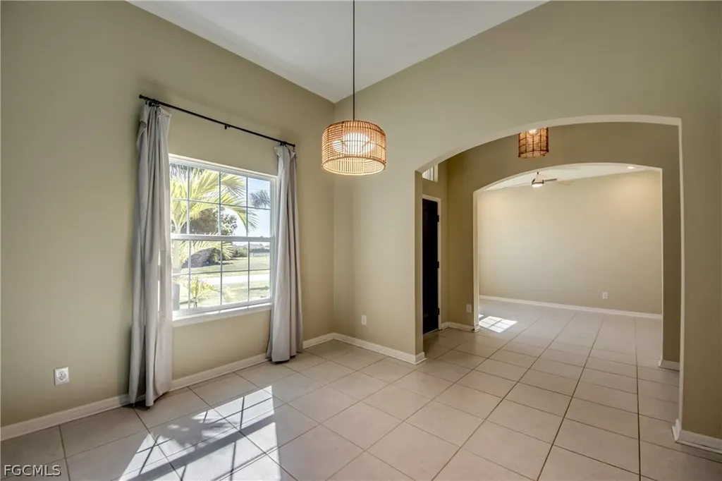 4150 NW 40th Avenue Cape Coral FL 33993