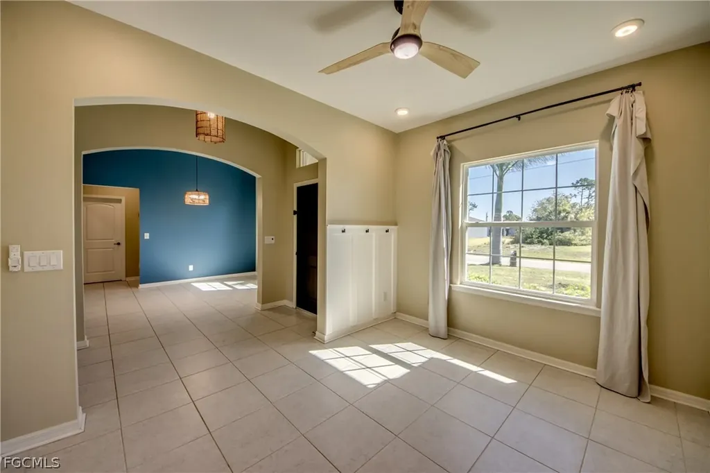 4150 NW 40th Avenue Cape Coral FL 33993