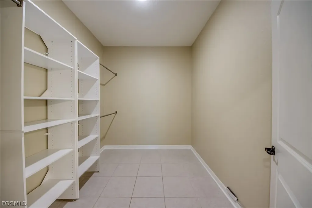 4150 NW 40th Avenue Cape Coral FL 33993