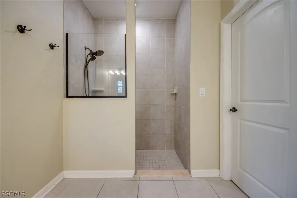 4150 NW 40th Avenue Cape Coral FL 33993