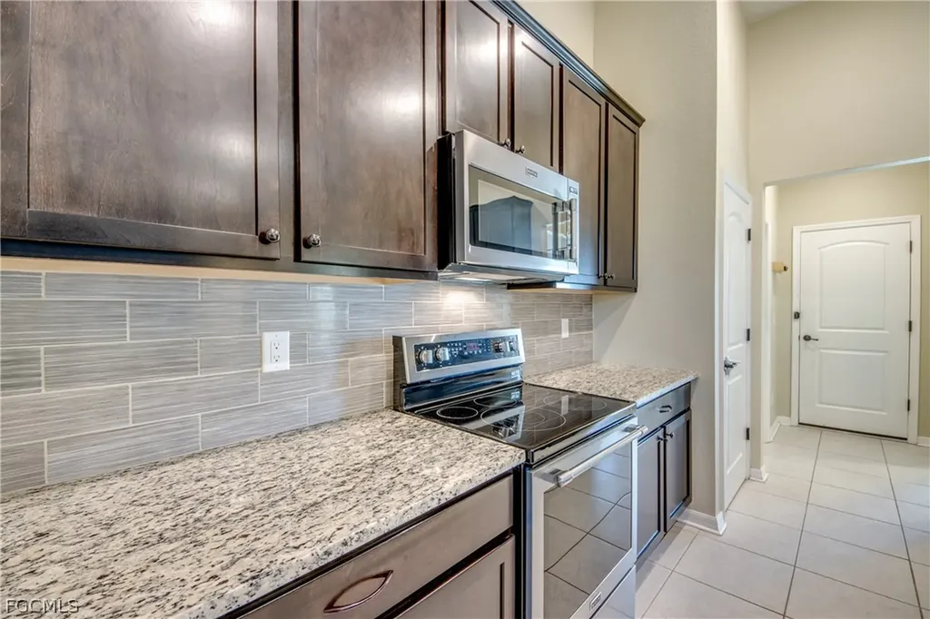 4150 NW 40th Avenue Cape Coral FL 33993