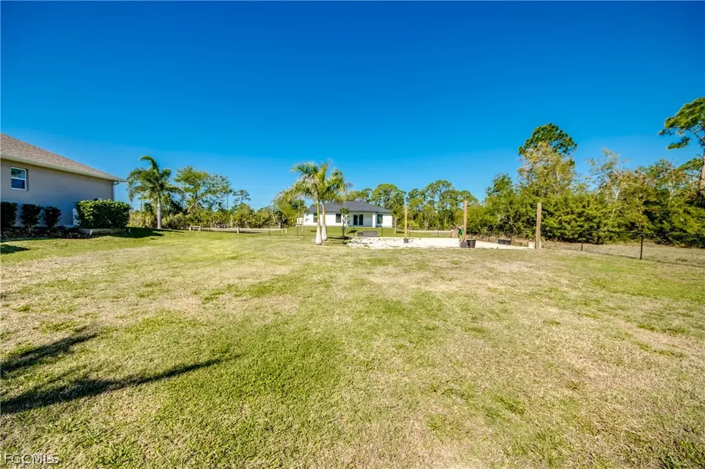 4150 NW 40th Avenue Cape Coral FL 33993