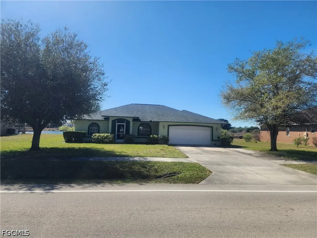 746 Milwaukee Boulevard Lehigh Acres FL 33974