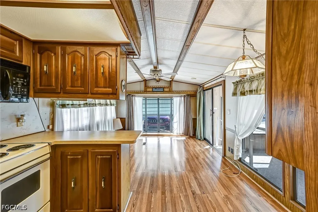20124 Plum Tree Lane Estero FL 33928