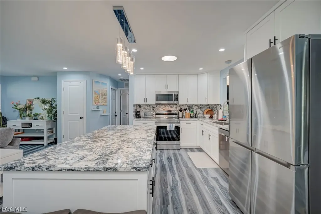 1089 N Town And River Drive Fort Myers FL 33919