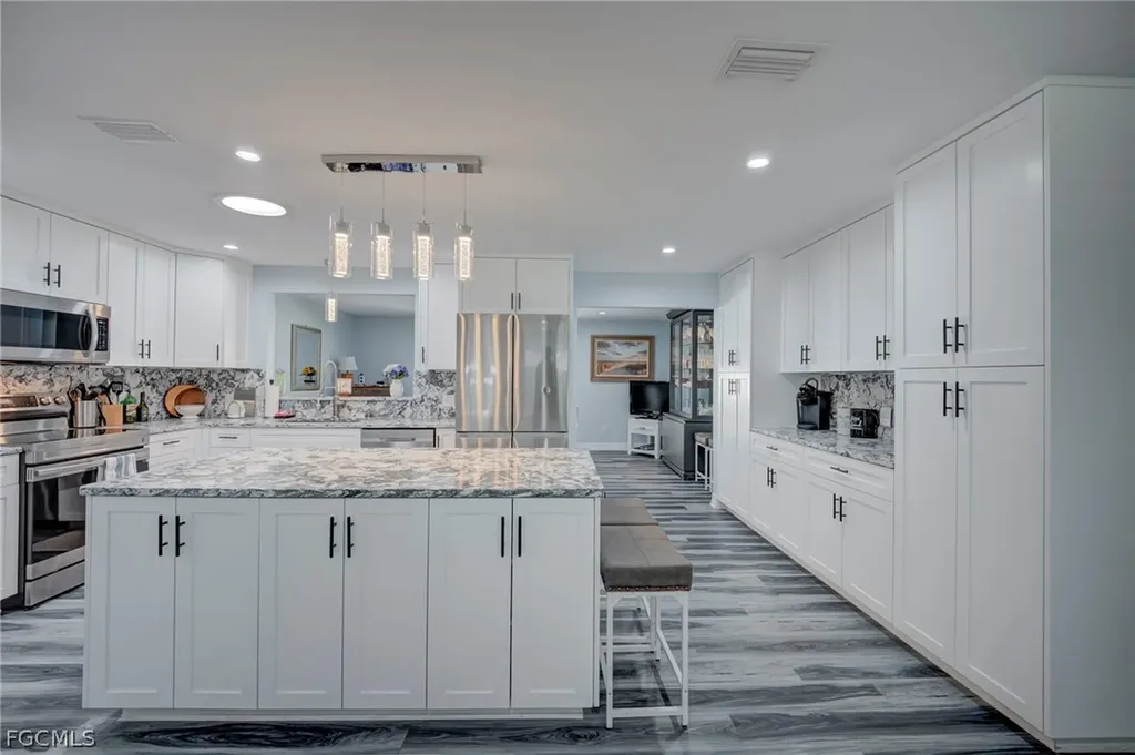 1089 N Town And River Drive Fort Myers FL 33919