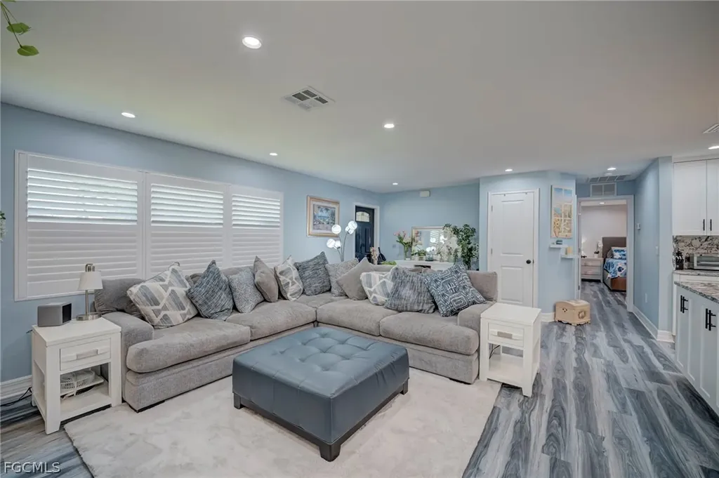 1089 N Town And River Drive Fort Myers FL 33919