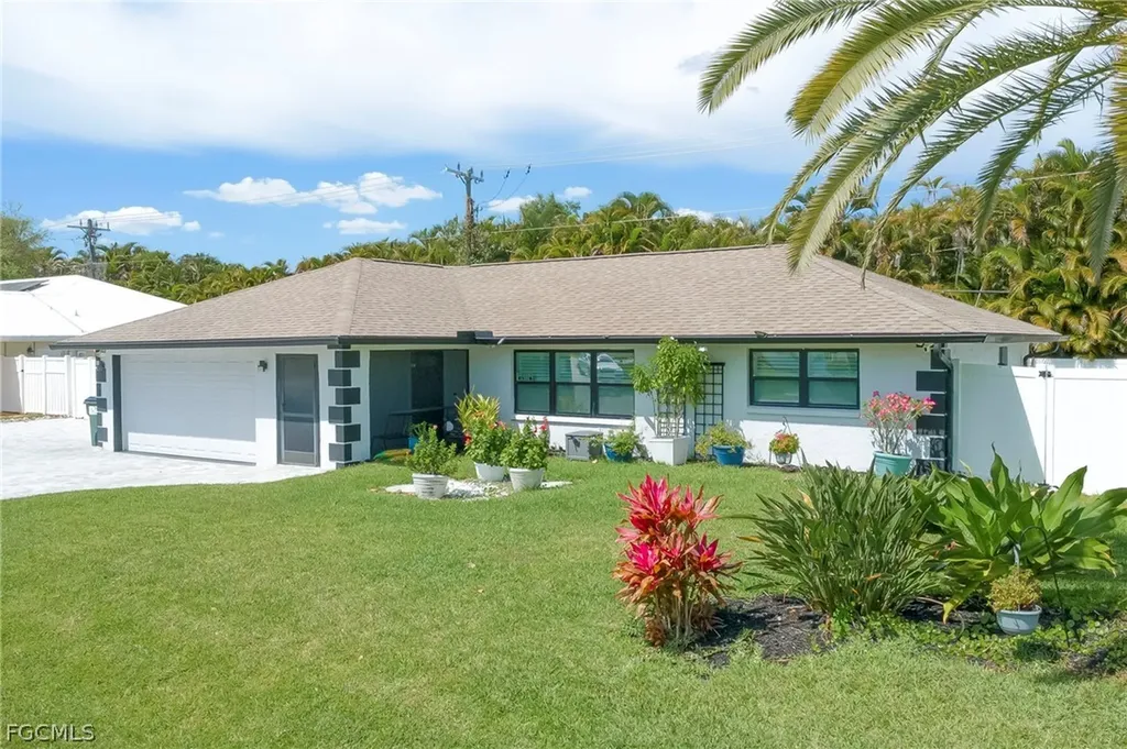 1089 N Town And River Drive Fort Myers FL 33919