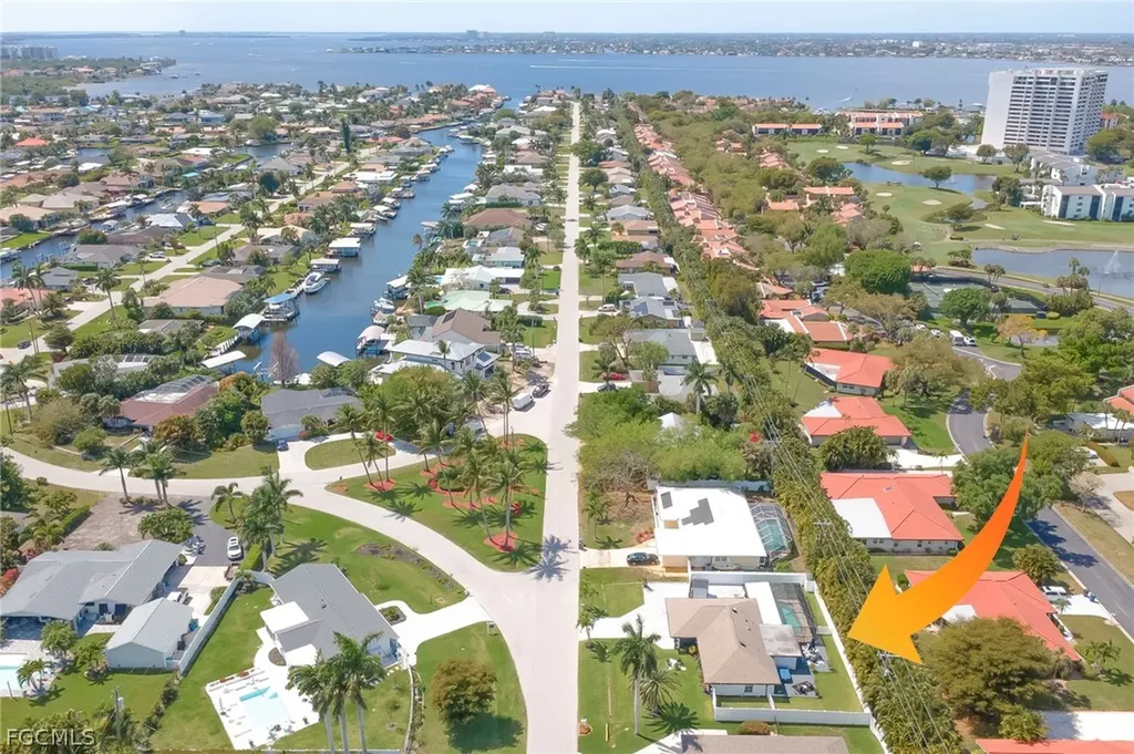 1089 N Town And River Drive Fort Myers FL 33919