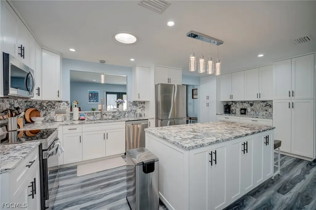 1089 N Town And River Drive Fort Myers FL 33919