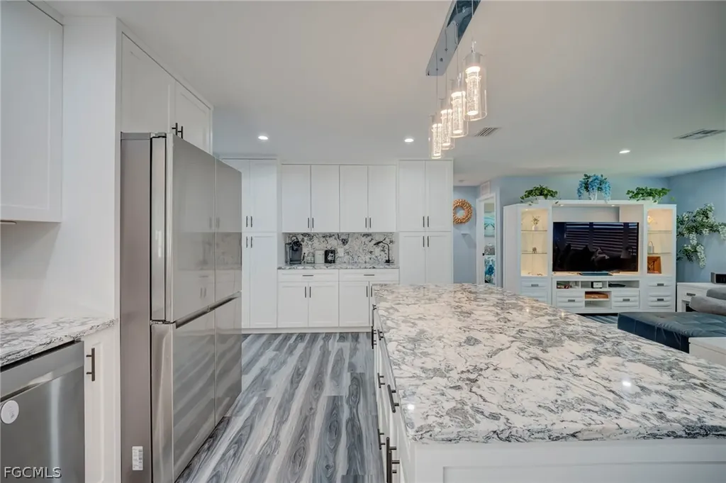 1089 N Town And River Drive Fort Myers FL 33919