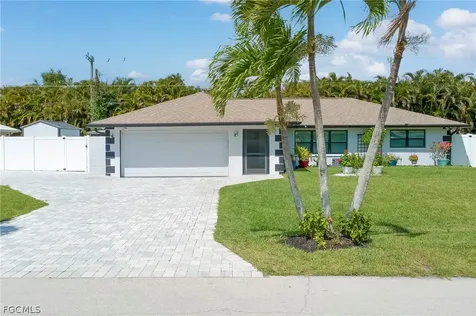 1089 N Town And River Drive Fort Myers FL 33919