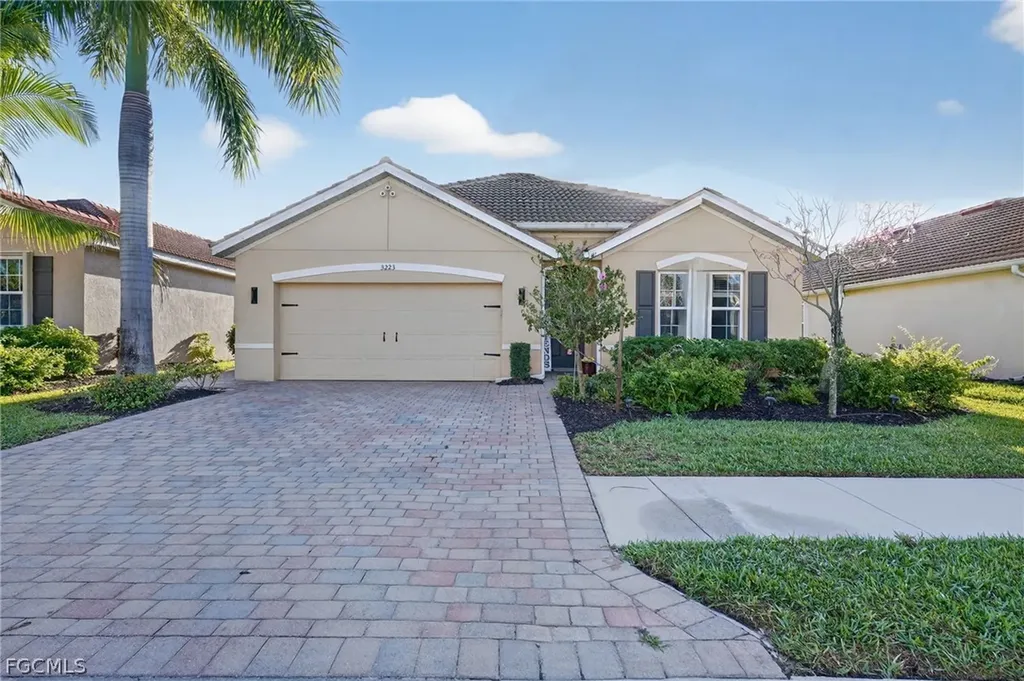 3223 Birchin Lane Fort Myers FL 33916