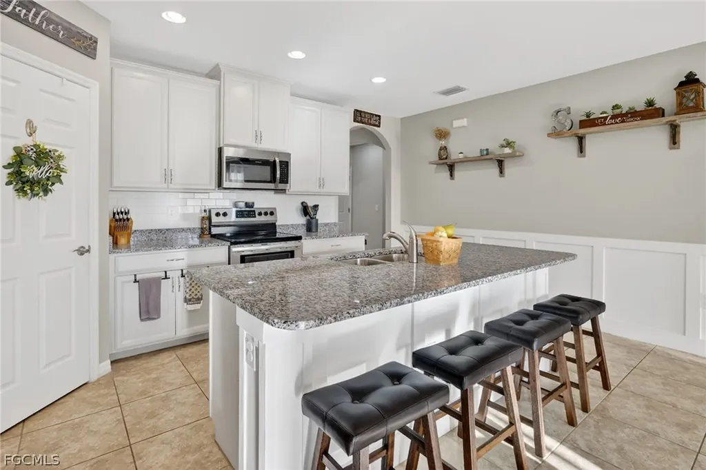 3223 Birchin Lane Fort Myers FL 33916