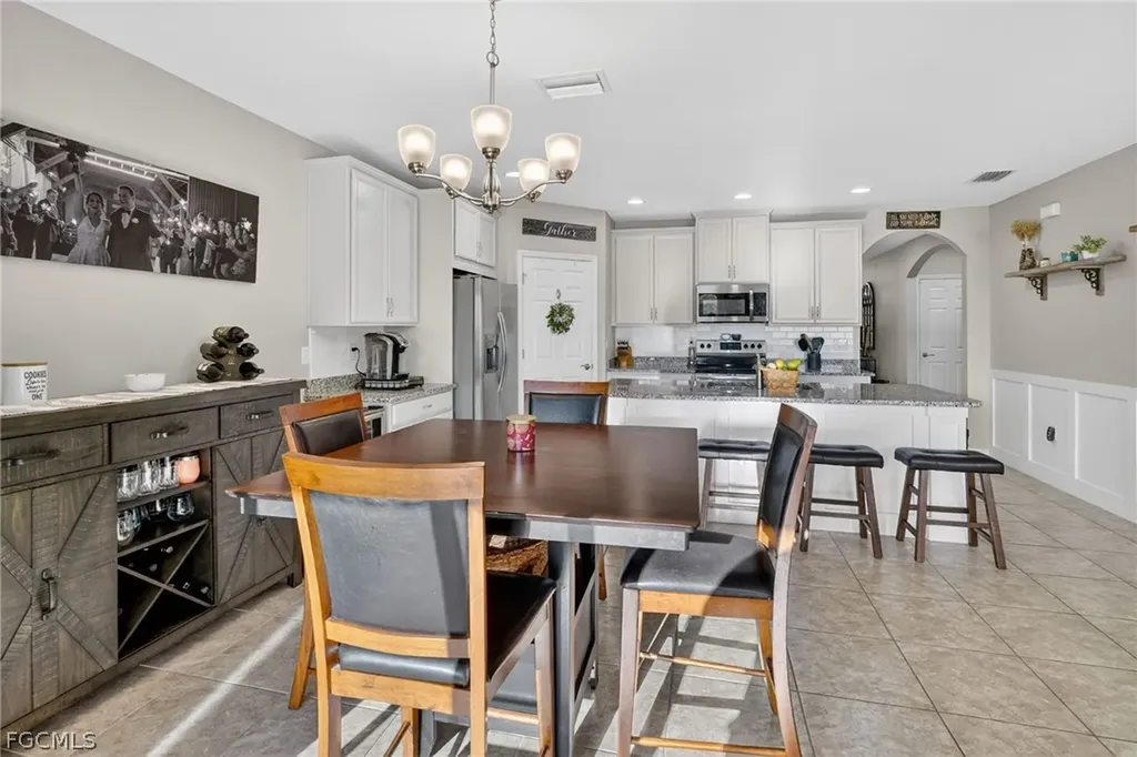 3223 Birchin Lane Fort Myers FL 33916