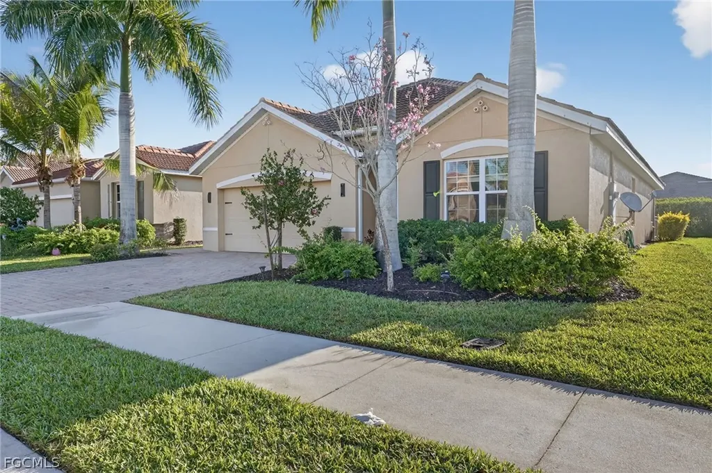3223 Birchin Lane Fort Myers FL 33916