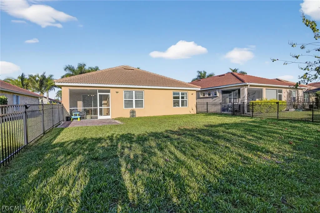 3223 Birchin Lane Fort Myers FL 33916