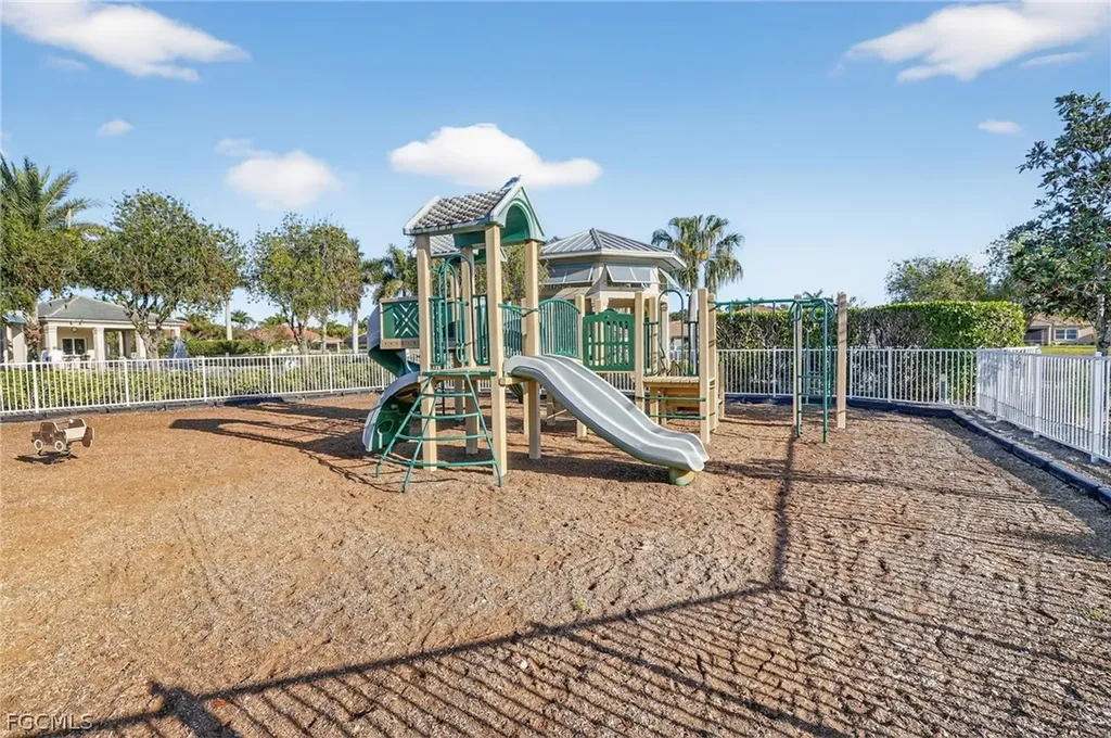3223 Birchin Lane Fort Myers FL 33916
