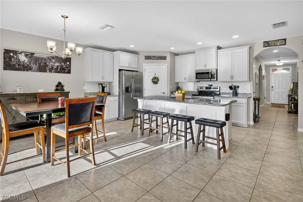 3223 Birchin Lane Fort Myers FL 33916