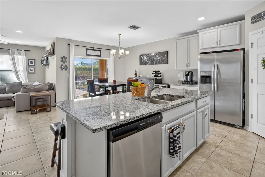 3223 Birchin Lane Fort Myers FL 33916
