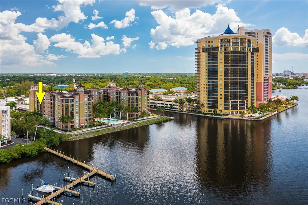 2825 Palm Beach Boulevard Fort Myers FL 33916