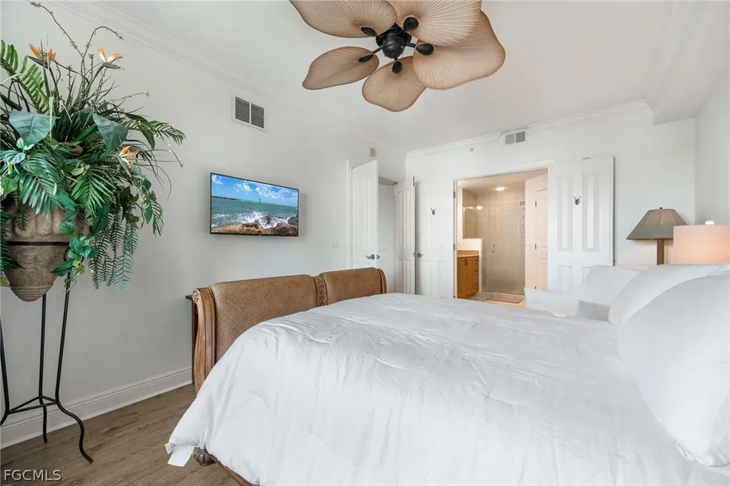 2825 Palm Beach Boulevard Fort Myers FL 33916