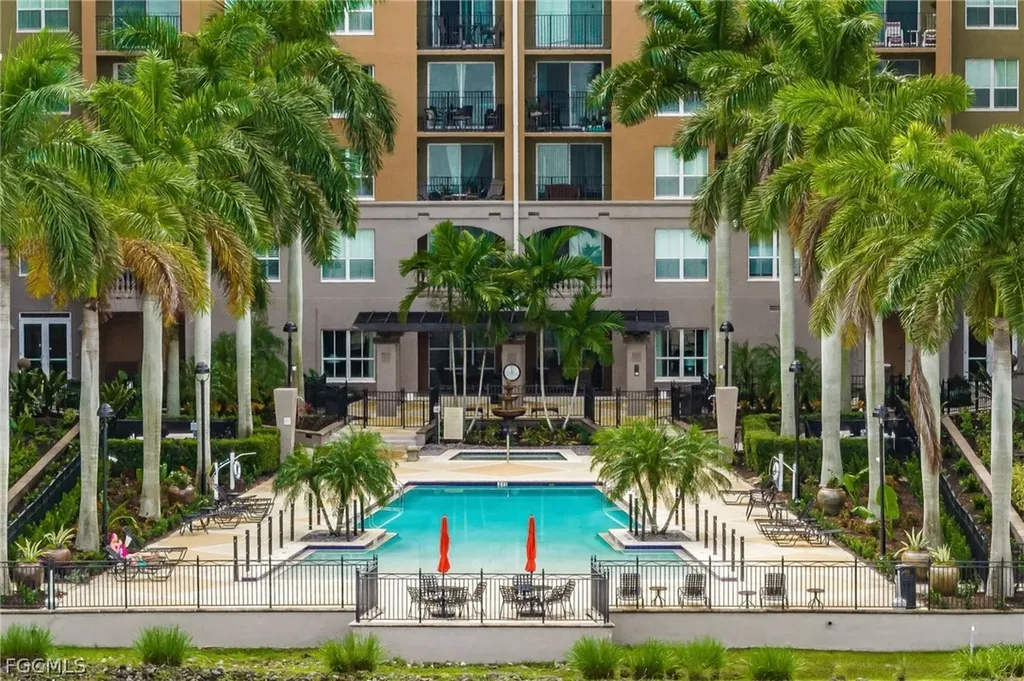 2825 Palm Beach Boulevard Fort Myers FL 33916