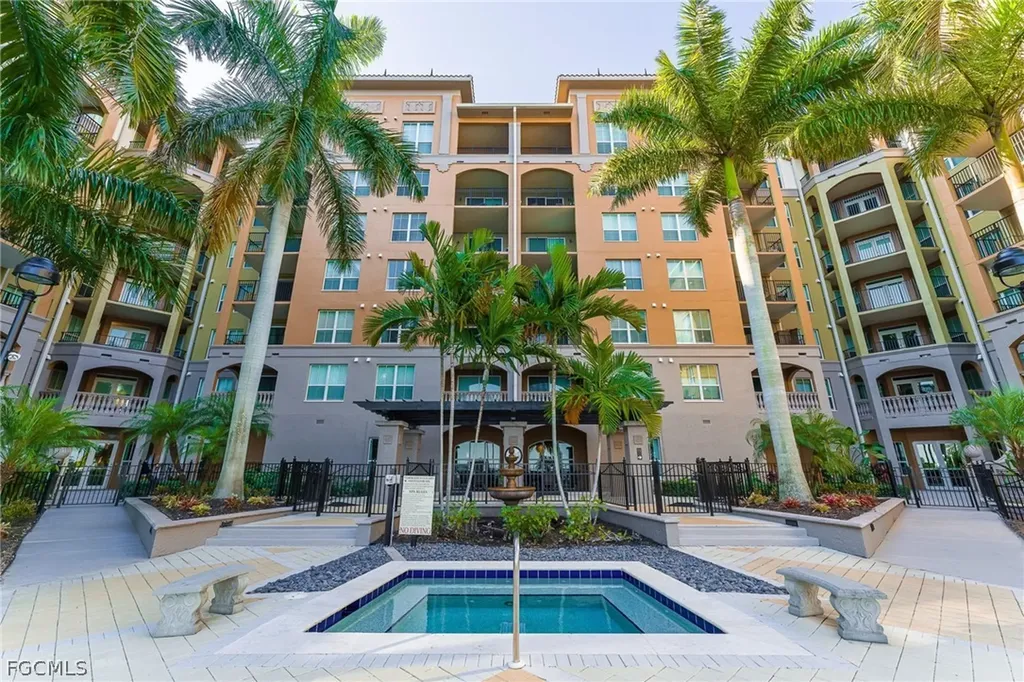 2825 Palm Beach Boulevard Fort Myers FL 33916