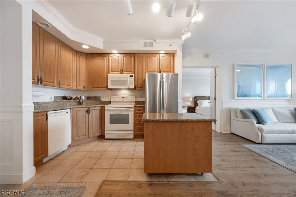 2825 Palm Beach Boulevard Fort Myers FL 33916