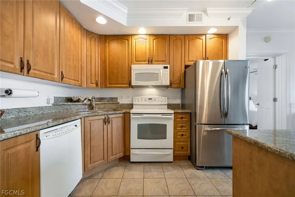 2825 Palm Beach Boulevard Fort Myers FL 33916