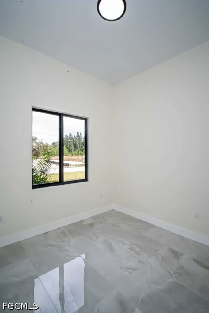 3806 E 18th Street Lehigh Acres FL 33972