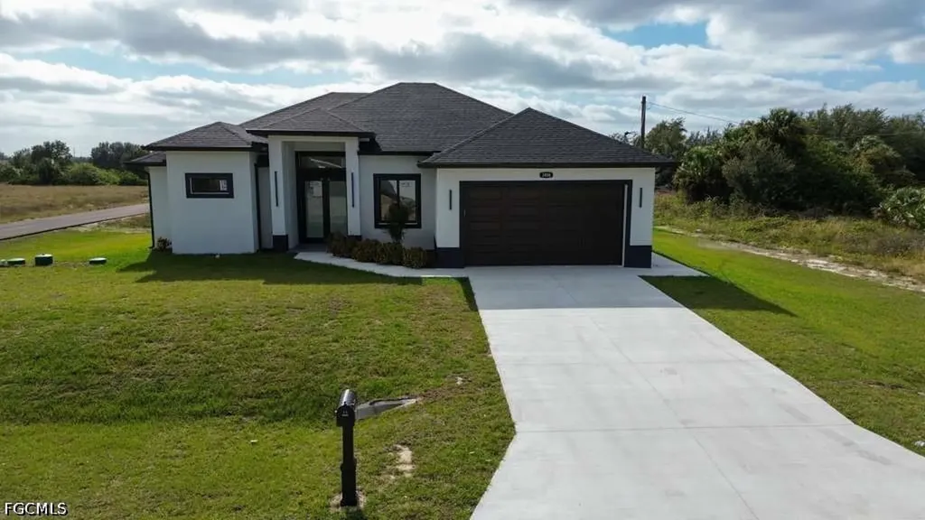 3806 E 18th Street Lehigh Acres FL 33972