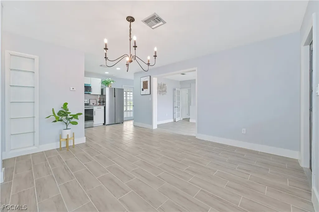 802 Taylor Lane Lehigh Acres FL 33936