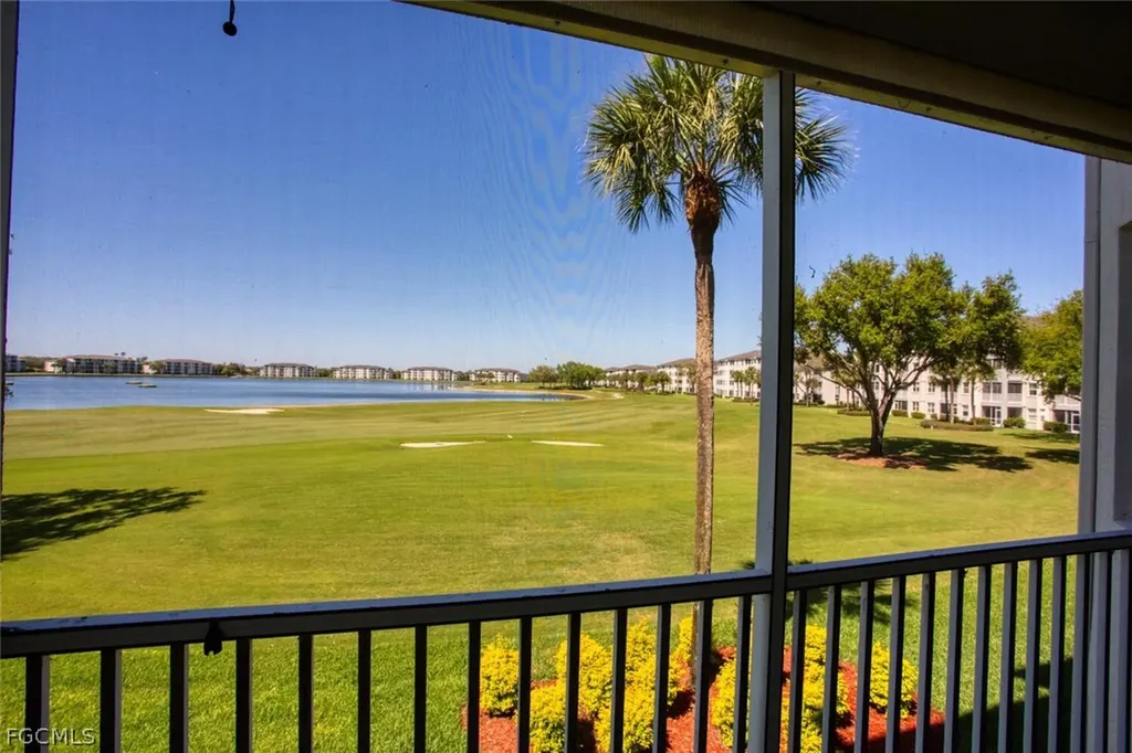 10350 Washingtonia Palm Way Fort Myers FL 33966