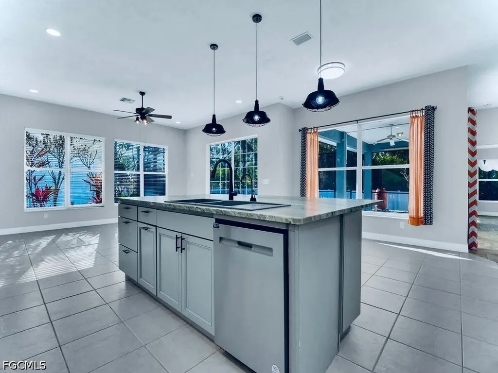 816 Columbus Avenue Lehigh Acres FL 33972